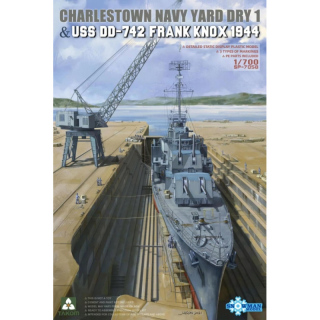 Charlestown Navy Yard Dry Dock 1 & USS DD-742 Frank Knox 1944 - Takom 1/700